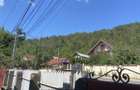 Vand casa caramida cu teren 854 mp total, in comuna Valea-Sarii, Jud Vrancea, la sosea in centrul comunei. Informatii: 0726117755