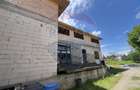 Casa / Vila cu 5 camere de vanzare