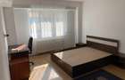 Inchiriez apartament 2 camere decomandat, Bd. 21 Decembrie - 1