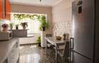Apartament 3 camere Ultracentral, Radauti, etaj 1