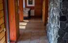 Parter casa cu 3 camere si curte privata - 2
