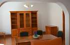 Casă cu 5 camere cu Teren 500 Mp în Central - 1