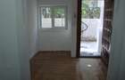 VANZARE casa la curte zona dr sarii - 7