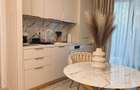 Inchiriere apartament 2 camere modern + curte privata 25 mp Palazu Mare