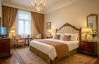 Clădire istorică – fost hotel emblematic în Centrul Istoric - 9