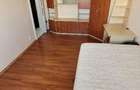 Proprietar  apartament o camera,  centrala termica, izolat exterior zona Mircea  - 2