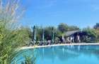 Vand restaurant ?i piscina publica - 6