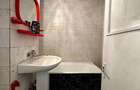 Etaj 2-Podul de Fier Intersectie-2 Camere Decomandat-bloc 81'