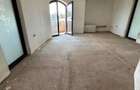De vanzare casa in Roman, teren de 590mp,5 camere 120000euro - 5