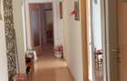 Proprietar, vând apartament 3 camere, etaj 2, Dâmbovița, lângă fosta benzinărie