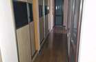 Inchiriez apartament 3 camere - 1