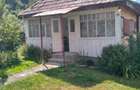 Casa cu teren generos - zona de munte,acces direct la drum - 5