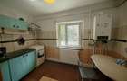 Decomandat, etaj 2/4, 3 camere, Lapus