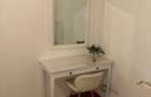 inchiriez apartament 2 camere zona centrala