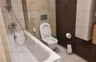 Apartament 3 camere | 2 bai | parcare - zona Tractorul - 6