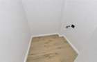 Garsoniera tip studio complet renovata cu curte proprie si loc de parcare - 13