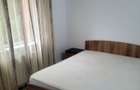 Inchiriez apartament de 2 camere + balcon Etaj 1