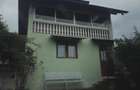 Gospodarie de vanzare in comuna Davide?ti, sat Voroveni. - 9