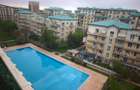 Apartament cu 3 camere si terasa de inchiriat in Cosmopolis