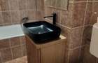 Apartament cu 3 camere decomandat în 1 Mai - 9