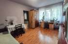 Apartament cu 3 camere, 49 mp, etaj 1, mobilat, zona Micro 15 - 1