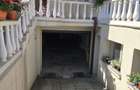 Km 5- Str. Salciilor- vila S + P + 2 E + M cu 10 camere, foisor si teren 453 mp - 5