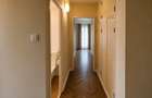 Apartament cu 3 camere decomandat în Central - 1