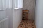 Ofer inchiriere apartament 2 camere zona Oituz . Recent renovat .