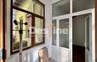 Casa 9 camere, 4 bai, 3 locuri de parcare, Central, Ploiesti