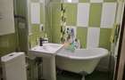 Proprietar, vand apart 2 camere, living open space, decomandat, spatiu separat de gatit.Zona Lipovei - 2