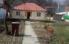vand teren casa si anexa