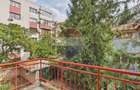 Apartament cu mansardă și garaj de vânzare în zona Domenii