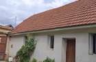 Casa central in Zarnesti, constructie din caramida D+P si anexa, teren 569 mp!