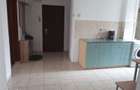Chirie camera in apartament cu 3 camere - 8