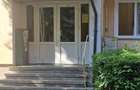 Apartament 4 camere, semidecomandat, nemobilat - 1