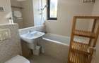 Apartament cu 2 camere si curte proprie de 57 mp, parcare inclusa Greenfield, vizavi de Avenor College - direct proprietar
