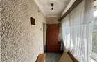 Casa de vanzare în zona linistita - 9
