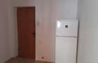 De vanzare apartament doua camere cu garaj