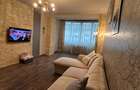 Apartament cu 3 camere decomandat în Motru