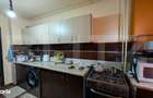 Apartament decomandat 3 camere cu lift , 75 mp, zona Poarta Bucuresti