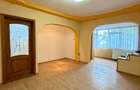 Vanzare apartament 3 camere, in Galati, Micro 13B, centrala, liber - 1