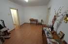 Apartament cu 2 camere, etajul 3/4, zona Tatarasi - 2