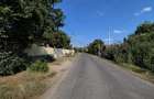 Teren in peris 2800 mp la asfalt, toate utilitatile, deschidere 18m - 2