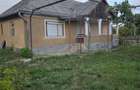 Casa de renovat + 2.900 mp teren, front 38 m potential constructie