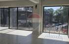 DE INCHIRIAT Spatiu comercial 230 mp S+P+E1+M Dinicu Golescu - 14