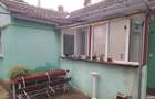 De vanzare casa,3 camere,garaj,anexe,curent trifazic , de la proprietar