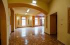 Vand cladire ultracentrala / spatii comerciale - 4