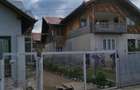 Casa cu 7 camere ?i curte mare, asfaltat - 1