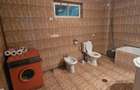 Casa de Vanzare cu Teren Generos de 3000 mp Spa?iu ?i Confort - 5