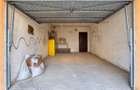 Se vinde GARAJ cu APARTAMENT cu 3 CAMERE inclus in pret - Floresti